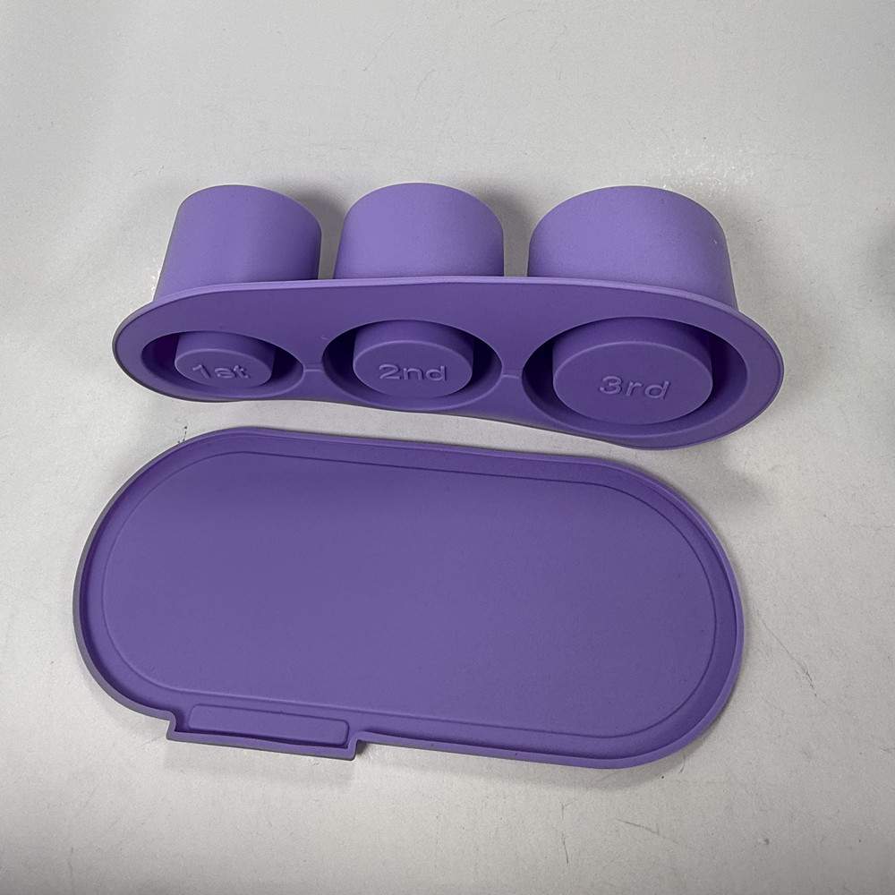 Silicone Ice Cube Tray for Tumbler Cup Hollow Cylinder Freezer Ice Molds with Lid for Juice Whiskey